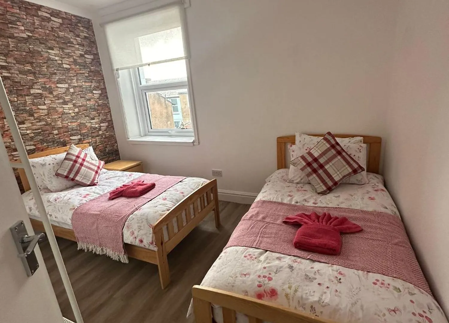 Suli House- Holiday Flats & En-Suite-Families And Couples Only Blackpool Wielka Brytania