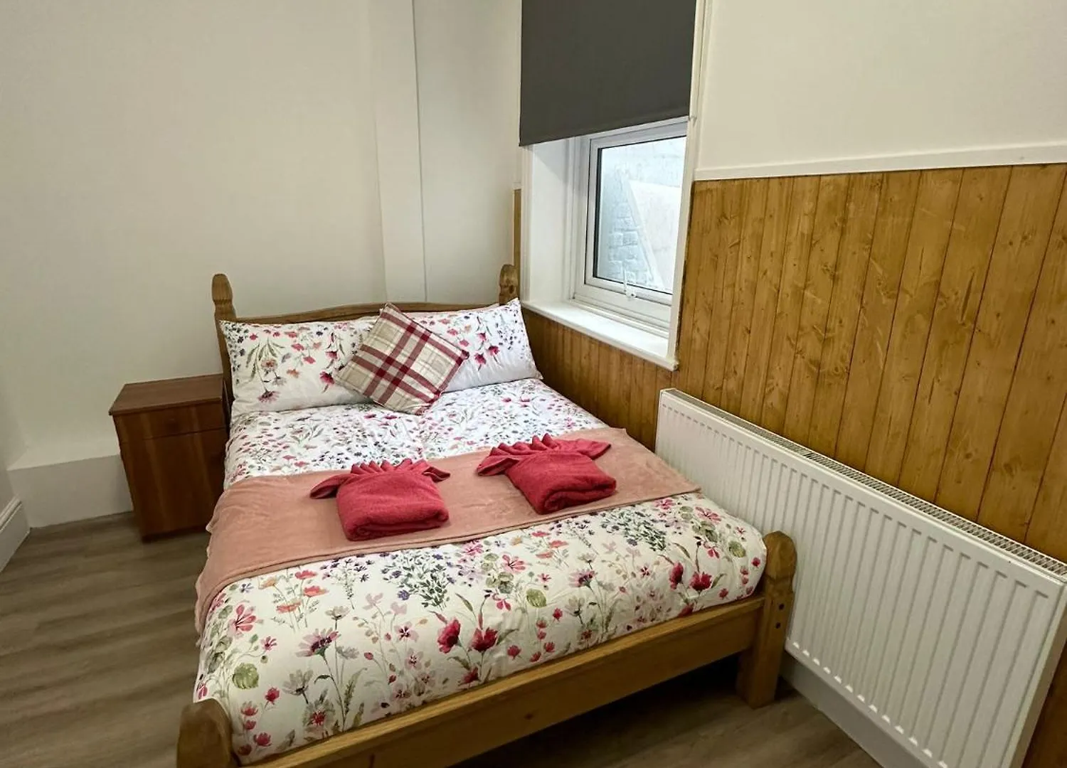 Suli House- Holiday Flats & En-Suite-Families And Couples Only Blackpool