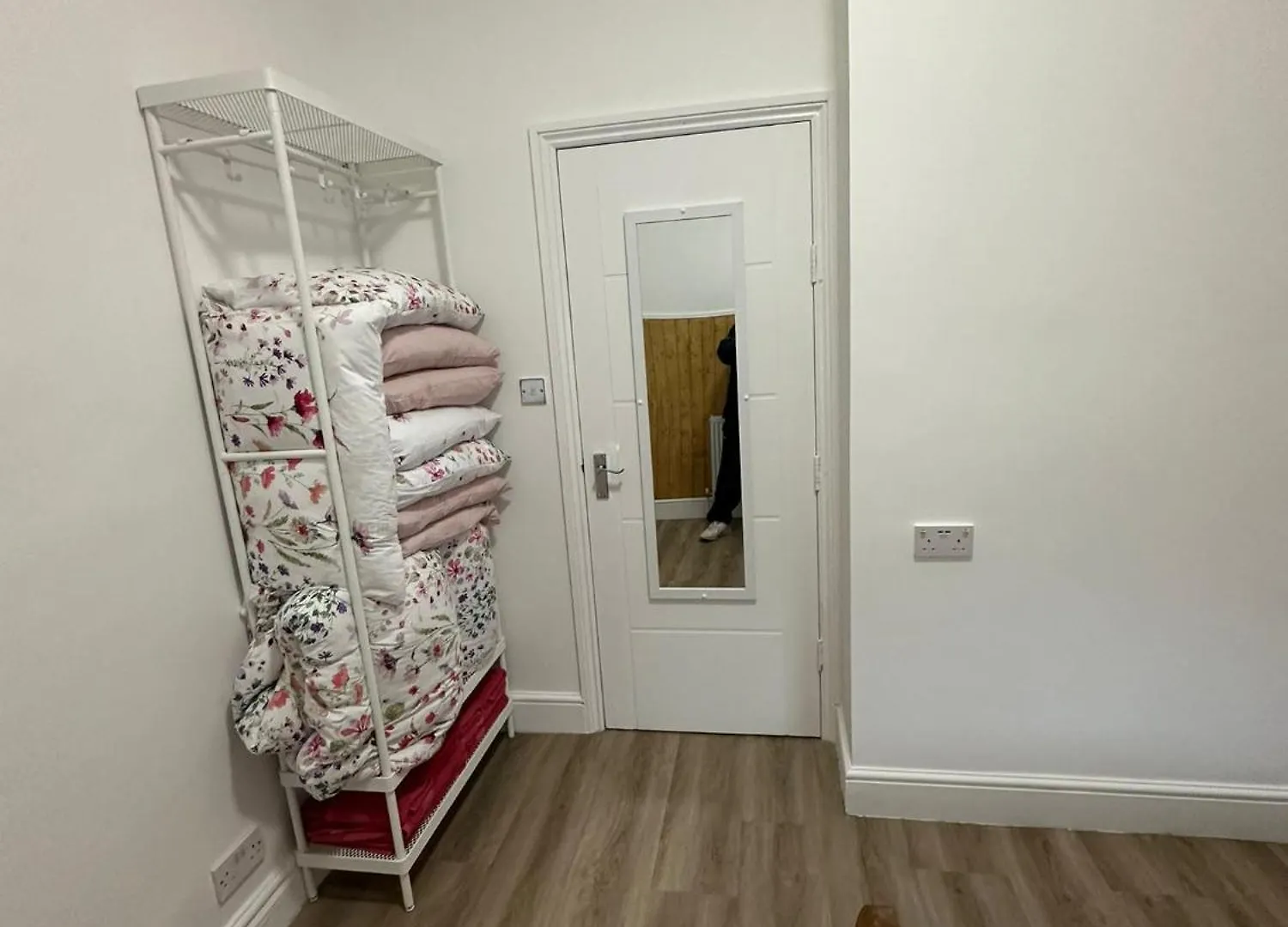 Apartment Suli House- Holiday Flats & En-Suite-Families And Couples Only Blackpool